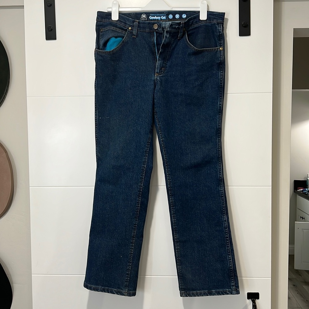 Men’s Wrangler Jeans- cowboy cut - 36 slim fit